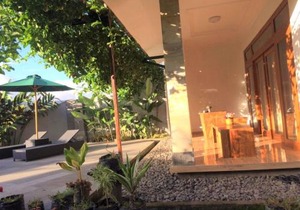 Villa - Warung AromaChampuhan