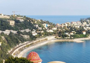 Vintage flat on Villefranche bay Free car-park