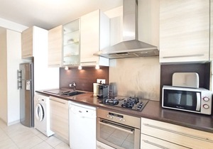 Viva Riviera Cosy and Large 2 Bedrooms with balcony