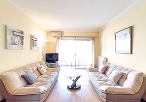 Viva Riviera Cosy and Large 2 Bedrooms with balcony