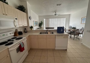 Windsor Palms Townhome! Great Rates!
