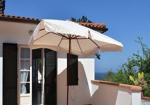 With Furnished Terrace and Close to the Beach - Apartment Denise 6