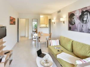 Résidence Pierre Vacances Amandine Maeva Selection People | Saint-Tropez
