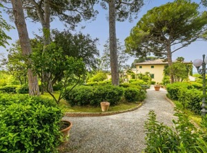 Villa La Guardia Vecchia Crespina Lorenzana | Crespina