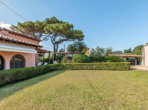 Villa La Guardiola | Procchio