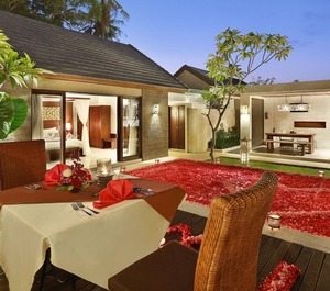 Br Villa Return Airport Transfers 