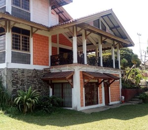 Tamansari La 