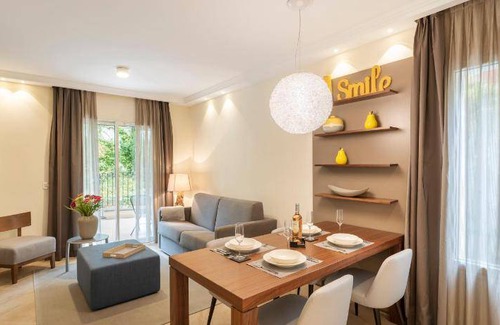 Cap-Ferrat Apartment | 100 m² Apartment ∙ 2 bedrooms ∙ 8 guests