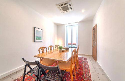 Centre Ville-Gare Apartment | 100 m² Apartment ∙ 3 bedrooms ∙ 14 guests