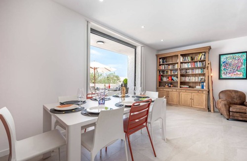 La Napoule House | 100 m² House ∙ 1 bedroom ∙ 8 guests