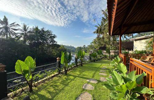 Sidemen Resort | 100 m² Resort ∙ 2 guests
