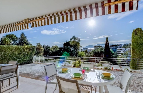 La Croix des Gardes Apartment | 110 m² Apartment ∙ 2 bedrooms ∙ 6 guests