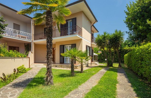 Marina di Pietrasanta House | 120 m² House ∙ 4 bedrooms ∙ 8 guests