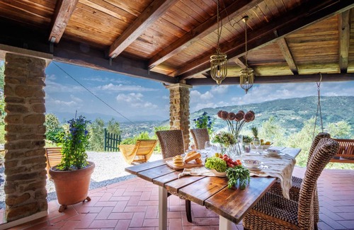 Pescia Villa | 120 m² Villa ∙ 2 bedrooms ∙ 4 guests
