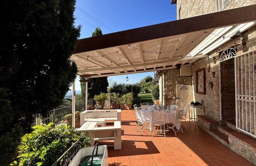 Chiatri Villa | 120 m² Villa ∙ 4 bedrooms ∙ 8 guests