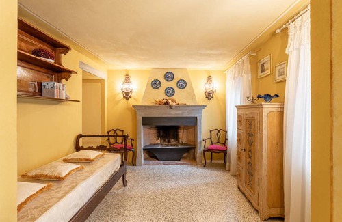 Molazzana House | 125 m² Farmhouse ∙ 3 bedrooms ∙ 8 guests