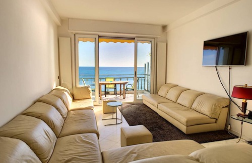 Carre d'Or Apartment | 130 m² Apartment ∙ 3 bedrooms ∙ 5 guests