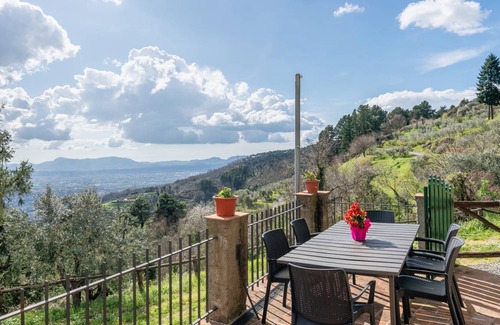 Petrognano House | 130 m² House ∙ 3 bedrooms ∙ 6 guests