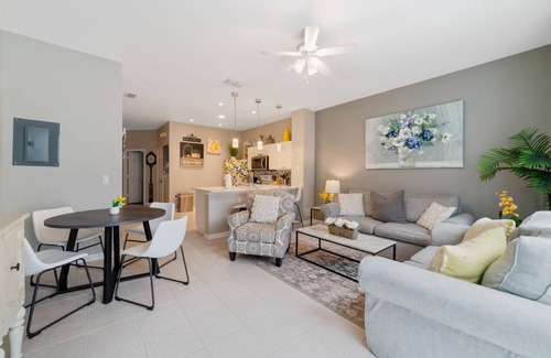 Windsor Hills House | 135 m² House ∙ 3 bedrooms ∙ 6 guests