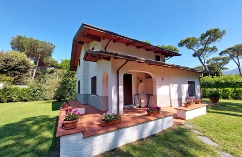 Ronchi Villa | 140 m² Villa ∙ 4 bedrooms ∙ 8 guests