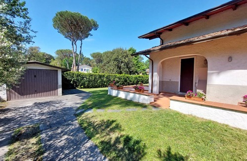 Ronchi Villa | 140 m² Villa ∙ 4 bedrooms ∙ 8 guests
