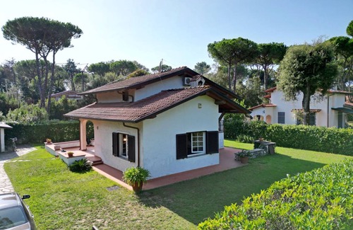Ronchi Villa | 140 m² Villa ∙ 4 bedrooms ∙ 8 guests