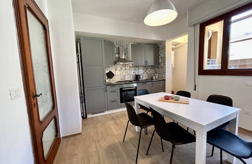 Pisa Apartment | 150 m² Apartment ∙ 3 bedrooms ∙ 6 guests