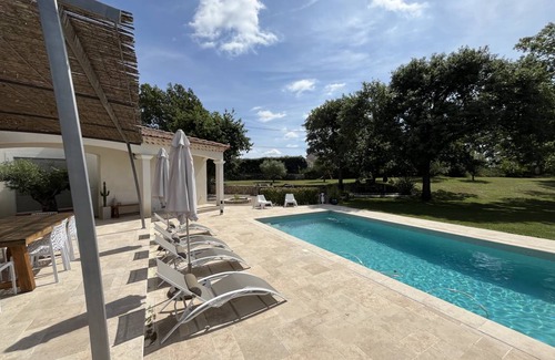 Saint-Paul-en-Foret Villa | 150 m² Villa ∙ 4 bedrooms ∙ 8 guests