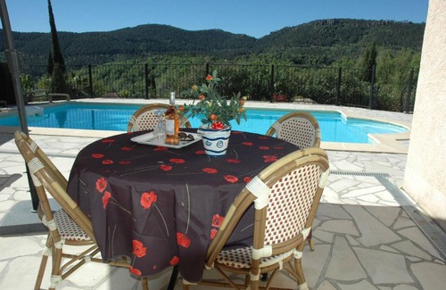 Bagnols-en-Foret House | 150 m² House ∙ 3 bedrooms ∙ 6 guests
