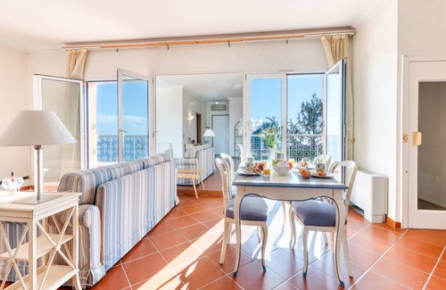 Beausoleil Villa | 150 m² Villa ∙ 3 bedrooms ∙ 10 guests