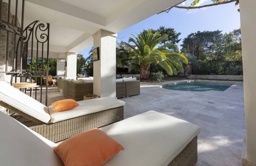 Cap-d'Antibes Villa | 150 m² Villa ∙ 4 bedrooms ∙ 8 guests