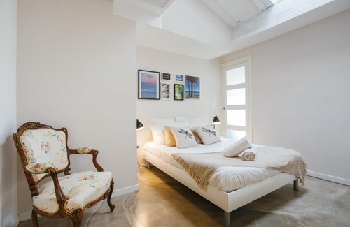 Old Town Apartment | #16 The Heart of the Old Town Nice AC 5 mins walk to Promenade des Anglais