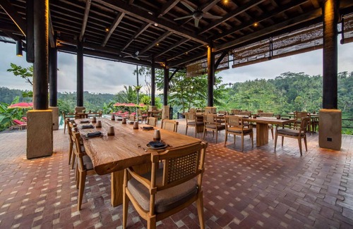 Nungnung Hotel | 160 m² Hotel ∙ 127 guests
