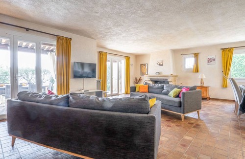 Gattieres House | 160 m² House ∙ 4 bedrooms ∙ 8 guests