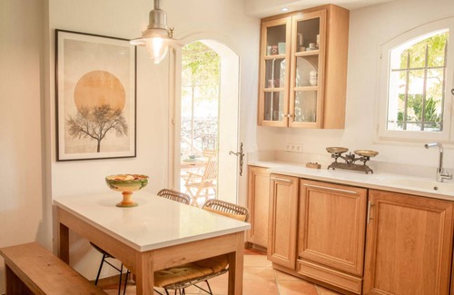 Valbonne Villa | 160 m² Villa ∙ 4 bedrooms ∙ 7 guests