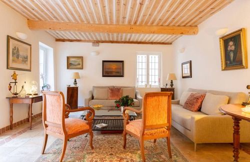 Antibes Old Town House | 170 m² House ∙ 3 bedrooms ∙ 6 guests