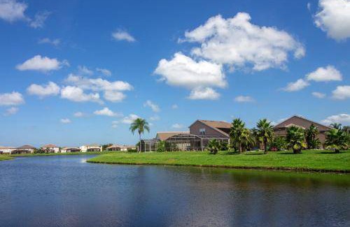 Crescent Lakes House | 173 m² House ∙ 3 bedrooms ∙ 6 guests