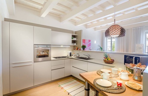 Lucca Historical Center Apartment | 180 m² Apartment ∙ 2 bedrooms ∙ 4 guests