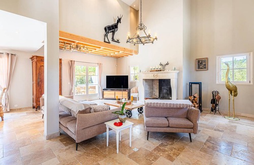 Le Tignet House | 180 m² House ∙ 4 bedrooms ∙ 8 guests