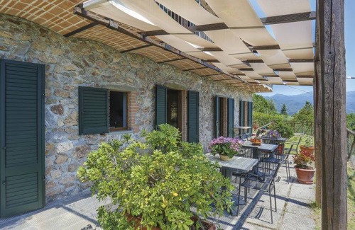 Molazzana House | 180 m² House ∙ 4 bedrooms ∙ 12 guests