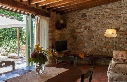 Sesto Fiorentino Resort | 180 m² Resort ∙ 3 bedrooms ∙ 10 guests