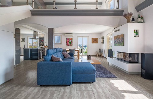 Montaleigne House | 187 m² House ∙ 4 bedrooms ∙ 8 guests