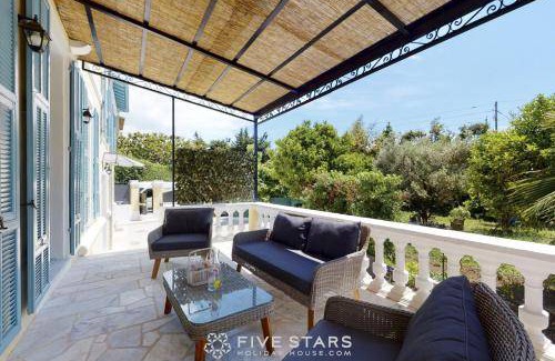 Beaulieu-sur-Mer Apartment | 191 m² Apartment ∙ 5 bedrooms ∙ 12 guests