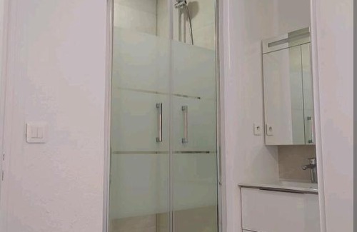 Antibes Old Town Apartment | 2 pièces climatisé à 200m des plages
