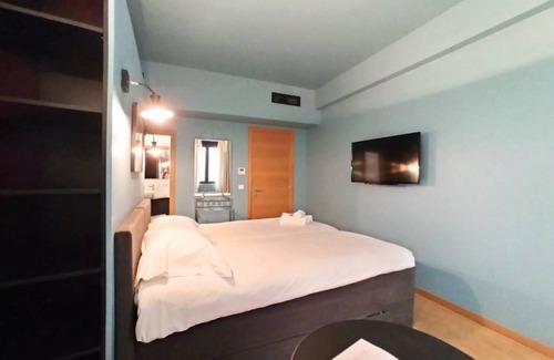 Cannes City Centre Apartment | 200 m² Apartment ∙ 5 bedrooms ∙ 10 guests