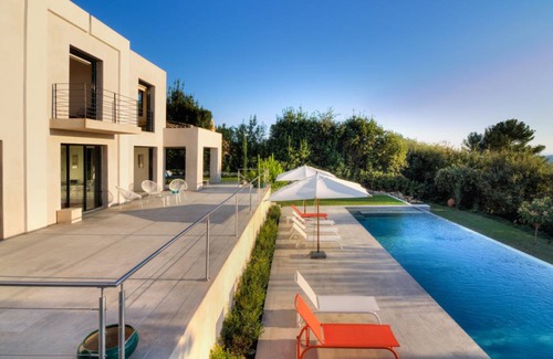 Saint-Paul-de-Vence Villa | 200 m² Villa ∙ 4 bedrooms ∙ 8 guests