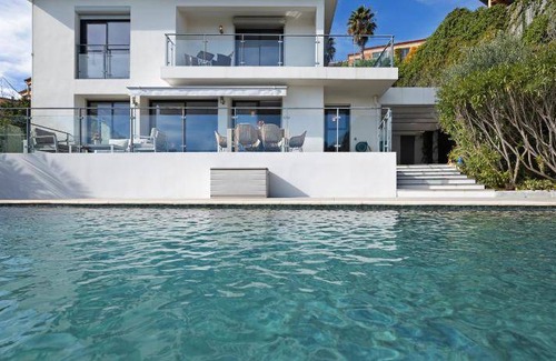 Villefranche-sur-Mer Villa | 200 m² Villa ∙ 4 bedrooms ∙ 8 guests