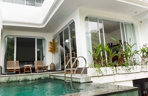 Cemagi Resort | 200 m² Resort ∙ 2 bedrooms ∙ 4 guests