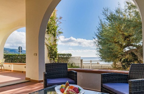 Marina di Campo Villa | 200 m² Villa ∙ 4 bedrooms ∙ 10 guests
