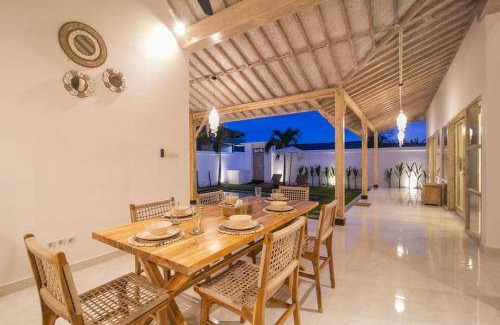 Sunset Road Villa | 200 m² Villa ∙ 3 bedrooms ∙ 6 guests